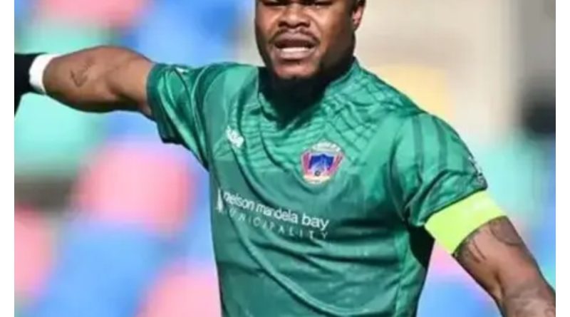 Stanley Nwabali goalkeeper action shot